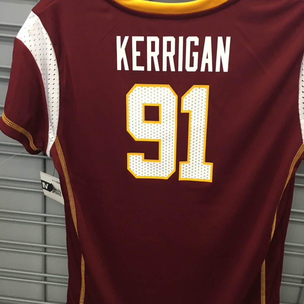 Ladies Redskins jersey - Picture 3 of 3